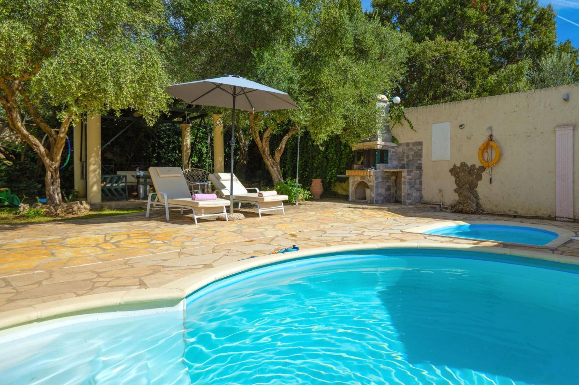 Villa Zaira Halikounas Exteriör bild