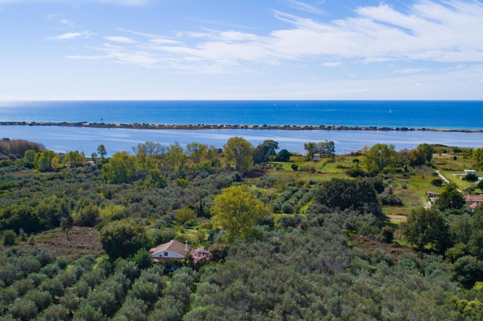Villa Zaira Halikounas Exteriör bild