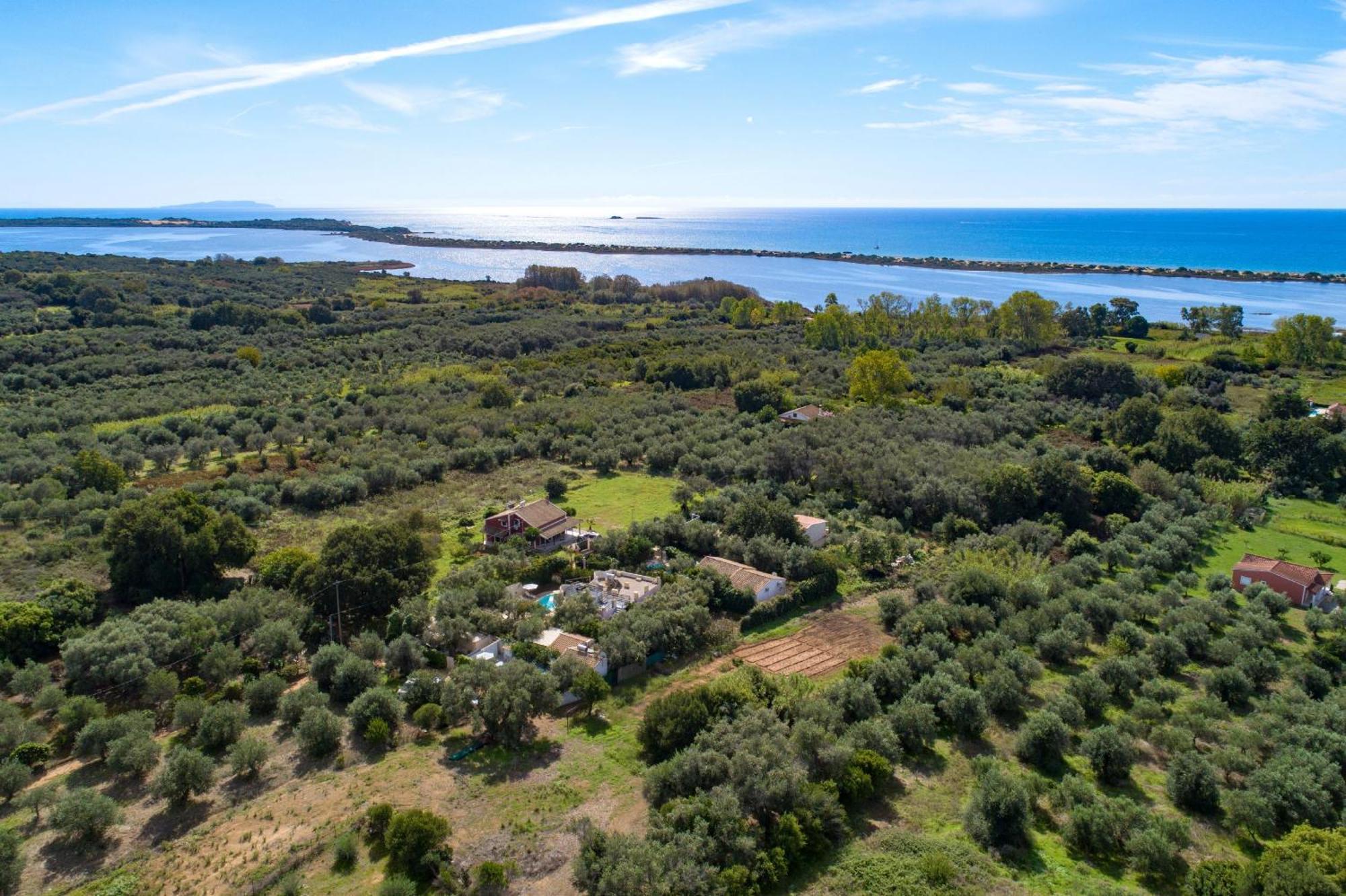 Villa Zaira Halikounas Exteriör bild