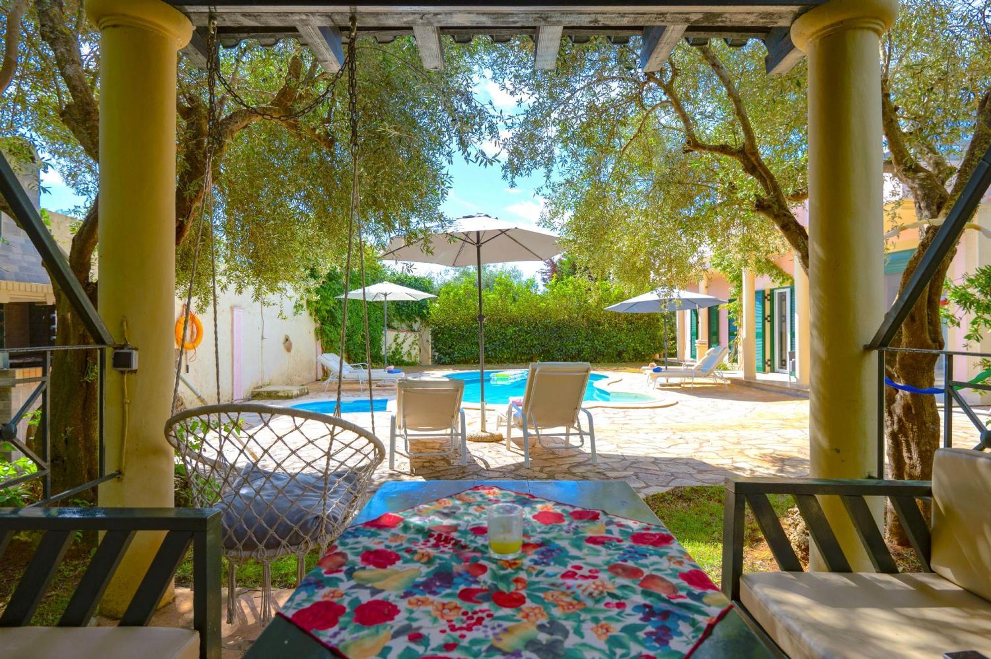 Villa Zaira Halikounas Exteriör bild
